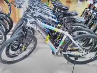 دوچرخه تعاونی کمک دار ترمز دیسکی بدنه آلومینیوم